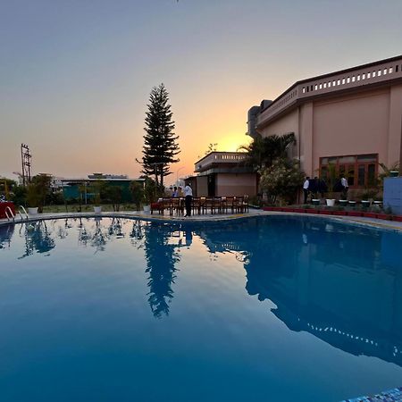 Hotel Padmini Palace Rāni Pokhri Eksteriør bilde