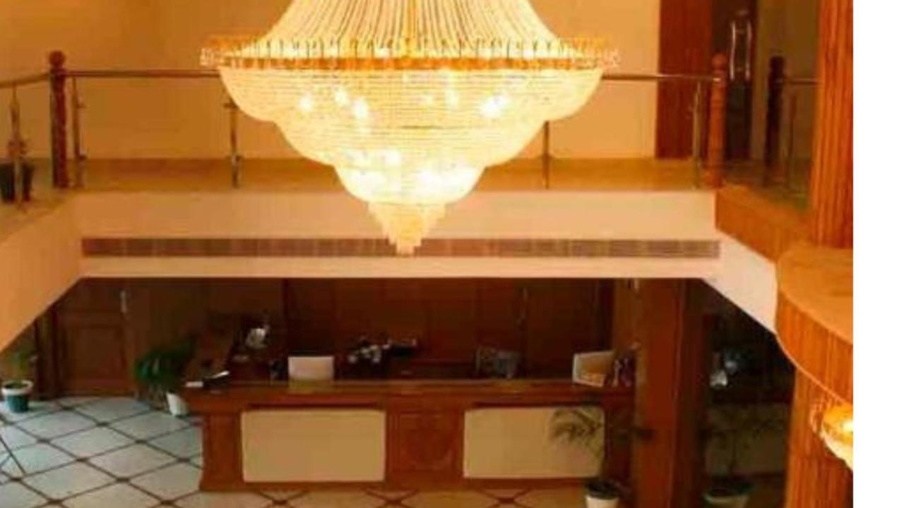Hotel Padmini Palace Rāni Pokhri Eksteriør bilde