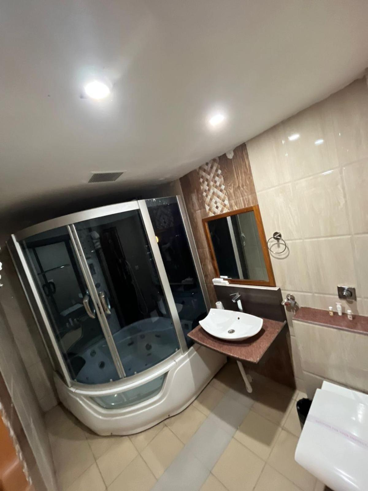 Hotel Padmini Palace Rāni Pokhri Eksteriør bilde