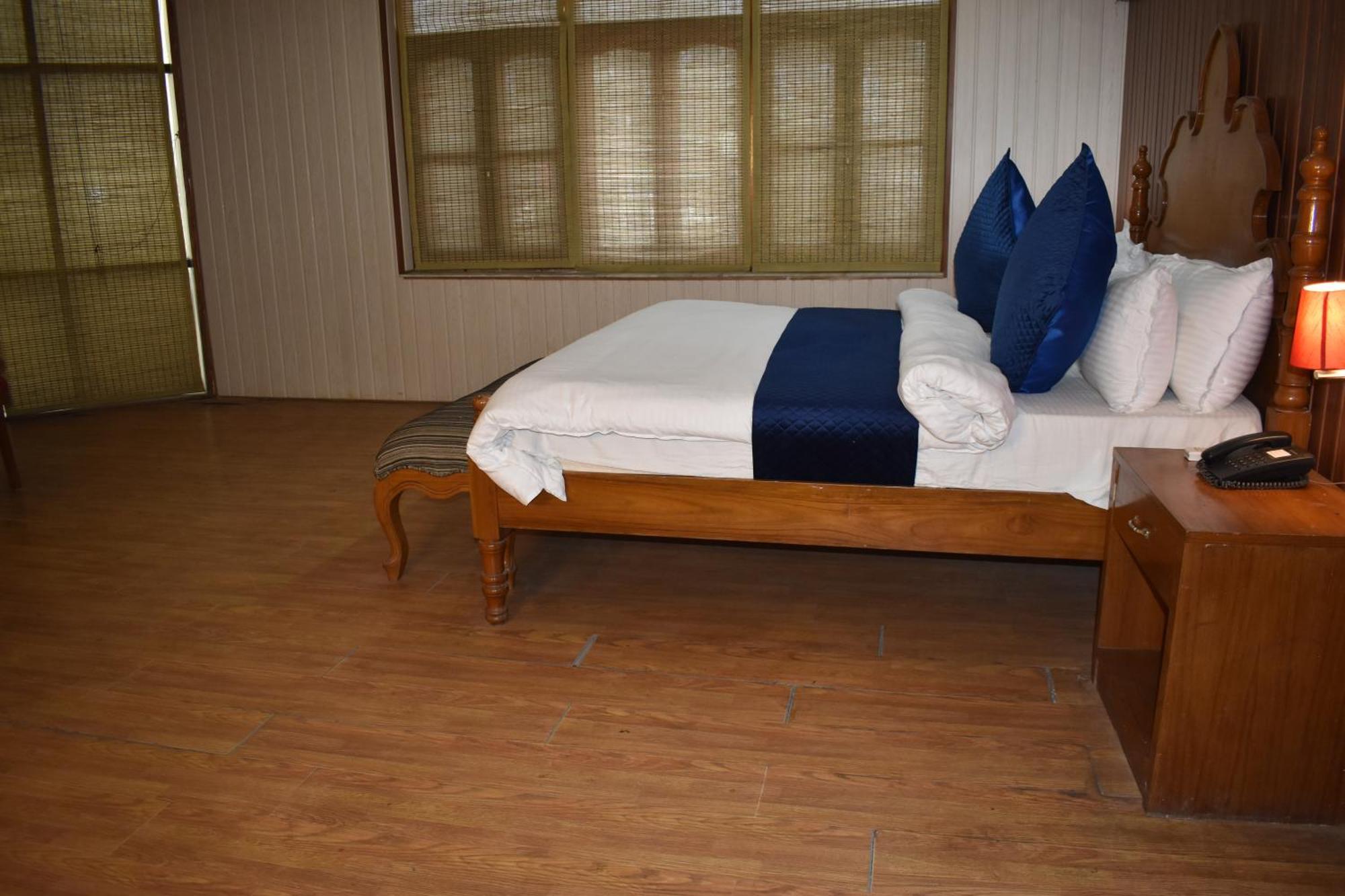 Hotel Padmini Palace Rāni Pokhri Eksteriør bilde